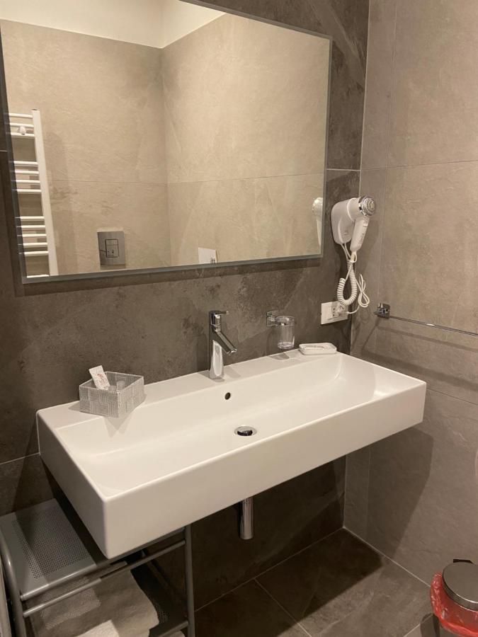 Maqueda Suites ปาแลร์โม ภายนอก รูปภาพ