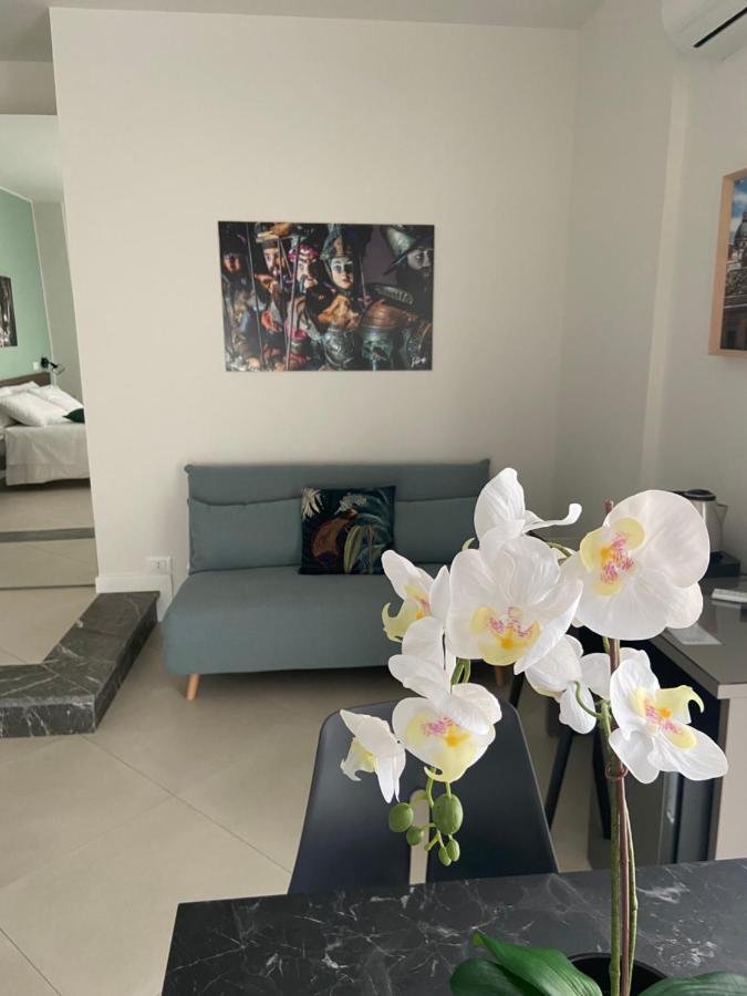 Maqueda Suites ปาแลร์โม ภายนอก รูปภาพ